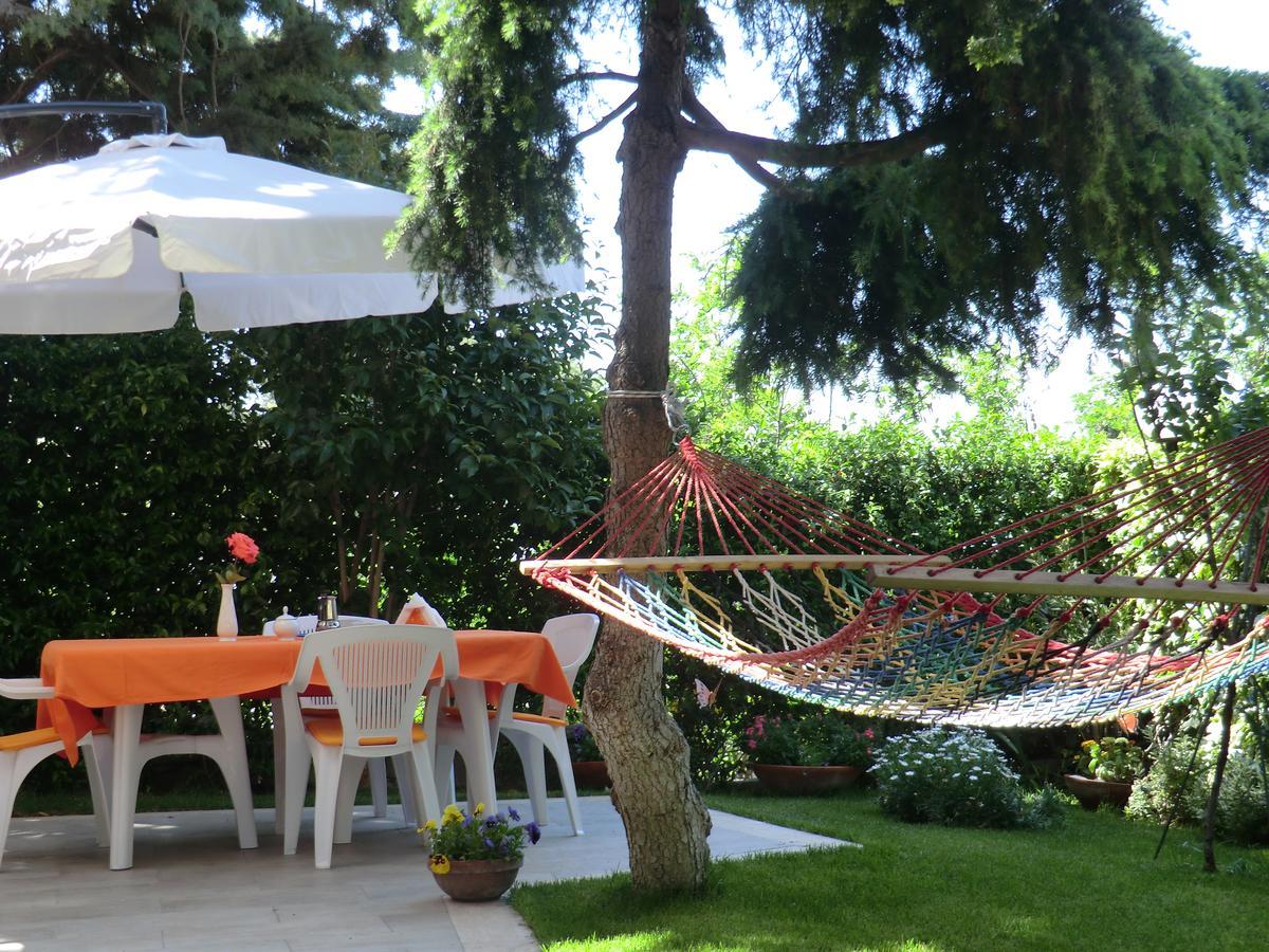 Il Giardino Di Alisa Bed & Breakfast ติโวลี ภายนอก รูปภาพ